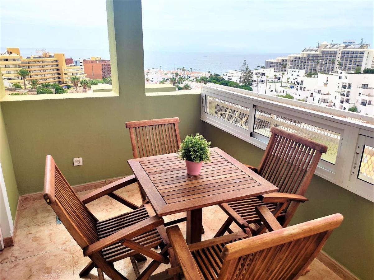 Sea View Apartment In Orlando 아데제 외부 사진