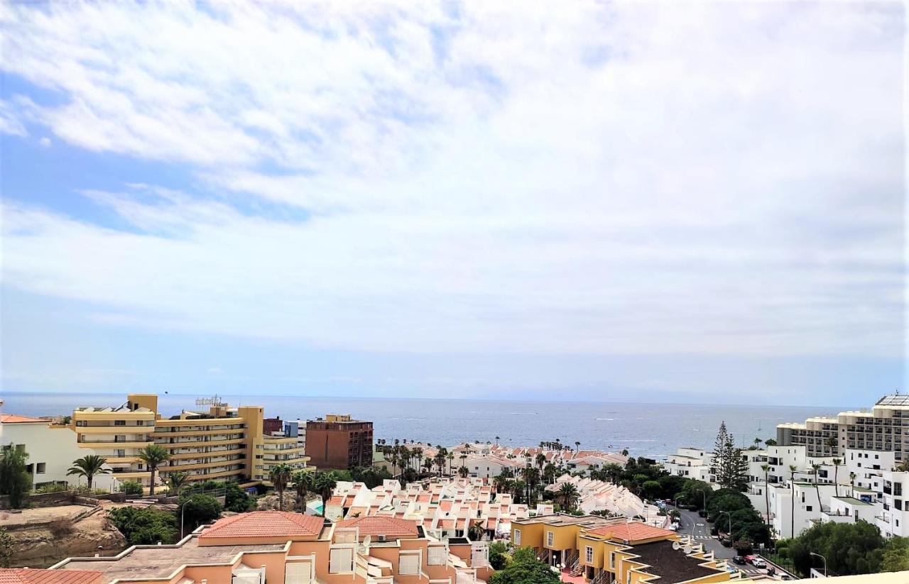 Sea View Apartment In Orlando 아데제 외부 사진